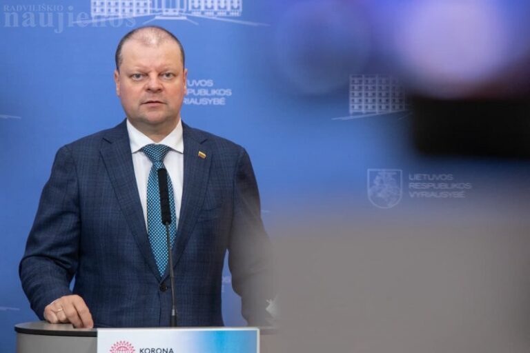 Premjeras užtikrino, kad šiemet tikrai vyks brandos egzaminai