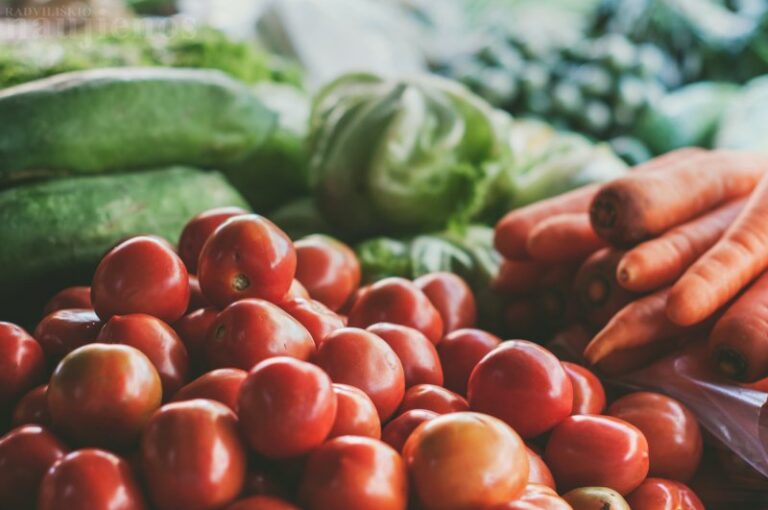 Naudingi patarimai, padėsiantys daržoves, vaisius ir mėsą išlaikyti šviežius kuo ilgiau