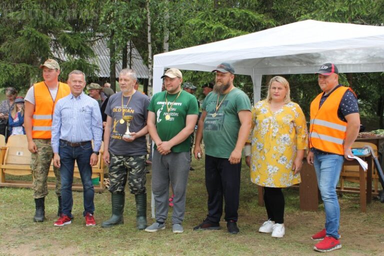 Pociūnėlių tvenkinyje – žvejų varžybos, skirtos Valstybės dienai