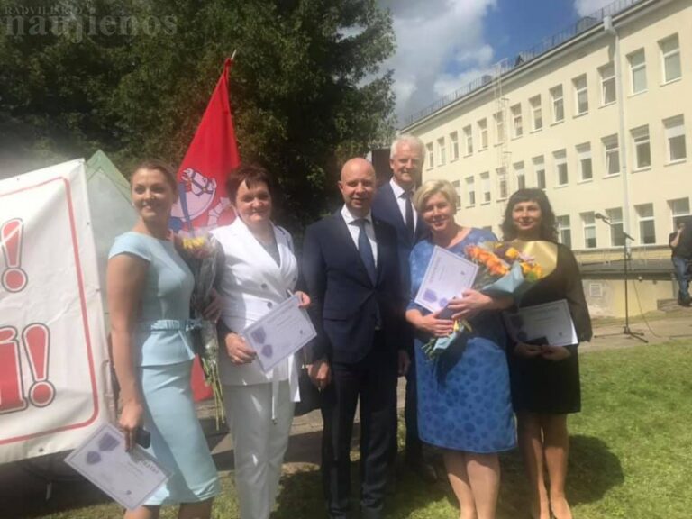Penkiems Radviliškio rajono medikams – ministro apdovanojimai