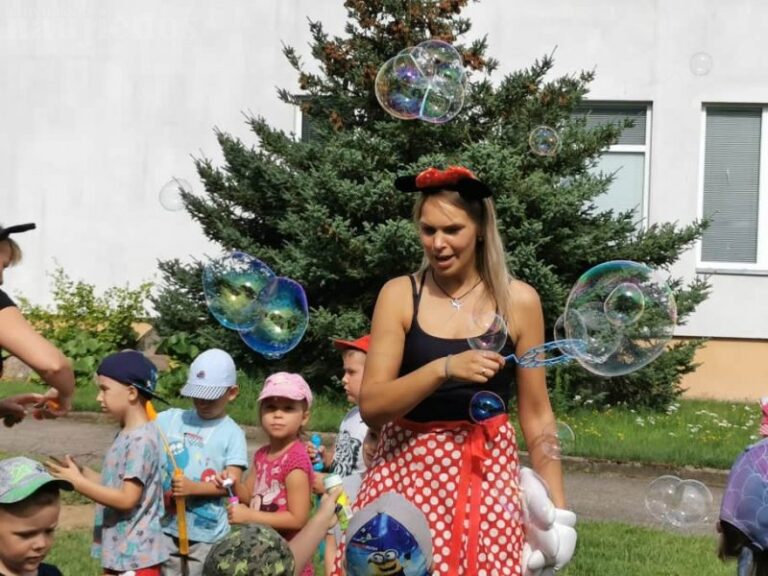 „Žvaigždutės“ vaikučiai pateko į nuostabią Burbulijos šalį