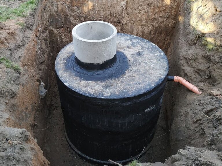 Sandarios nuotekų surinkimo talpyklos, rezervuarai srutoms nedideliems ūkiams