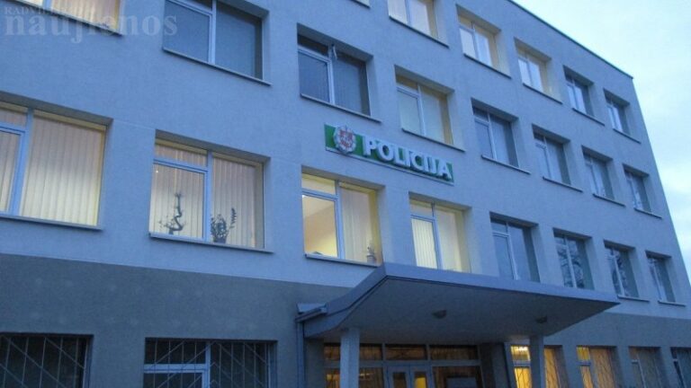 Sulaikytas vyras nusiaubė Radviliškio policijos komisariatą