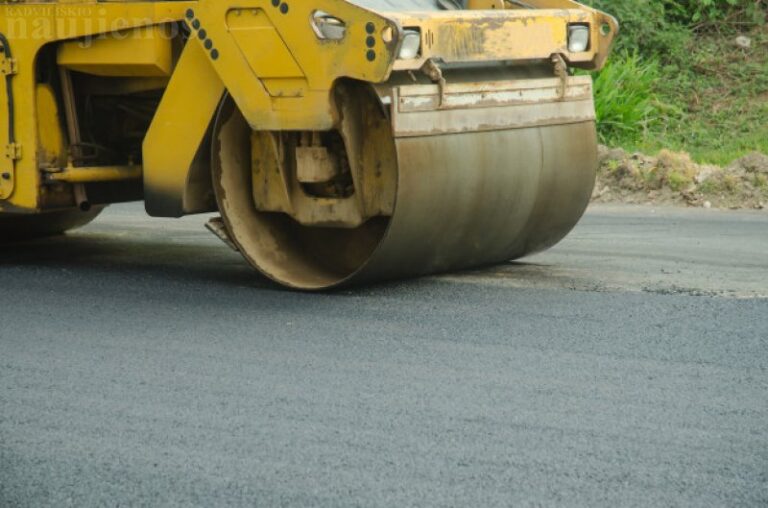 Kelias nuo Vabalių sankryžos iki Praščiūnų sankryžos bus asfaltuojamas kitą pavasarį