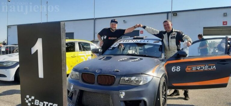 Automobilių lenktynėse triumfavo Radviliškio pilotai