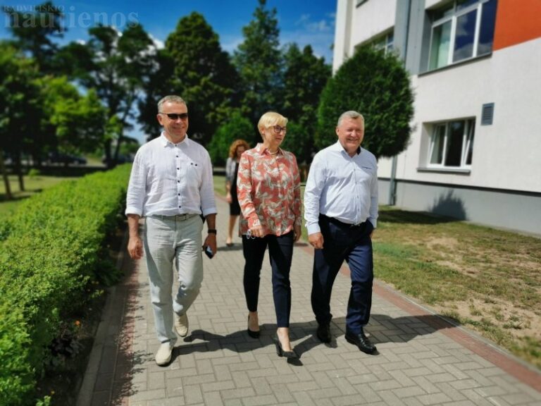 Švietimo ministrė Radviliškyje pristatė artimiausius planus