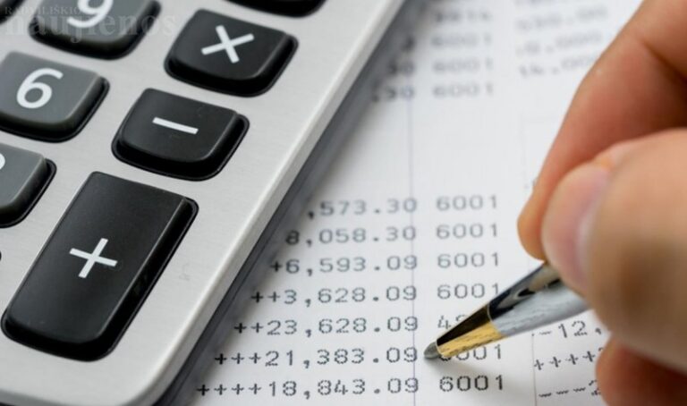 Dar sklandesnė buhalterija kartu su „My Tax“