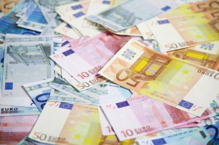 Aferistai ištuštino radviliškiečio banko sąskaitą