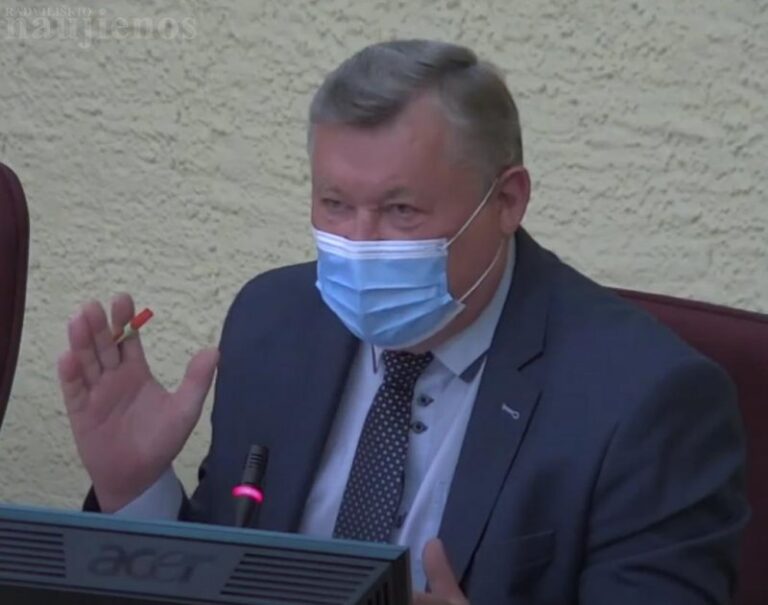 Savivaldybės monkės biznis: sumažintas žemės mokestis labiausiai papildys stambiųjų ūkininkų kišenes
