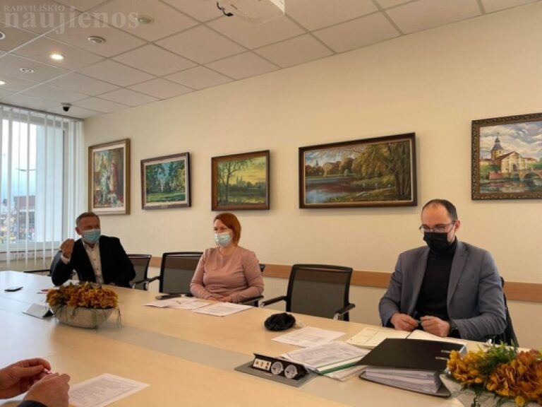 Į sodų bendriją atitekės civilizacija