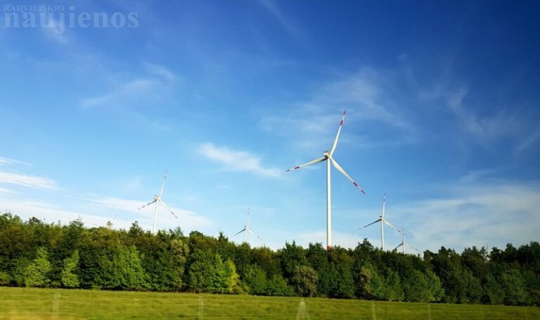 Ar pasaulis gali visiškai pereiti prie atsinaujinančios energijos šaltinių?