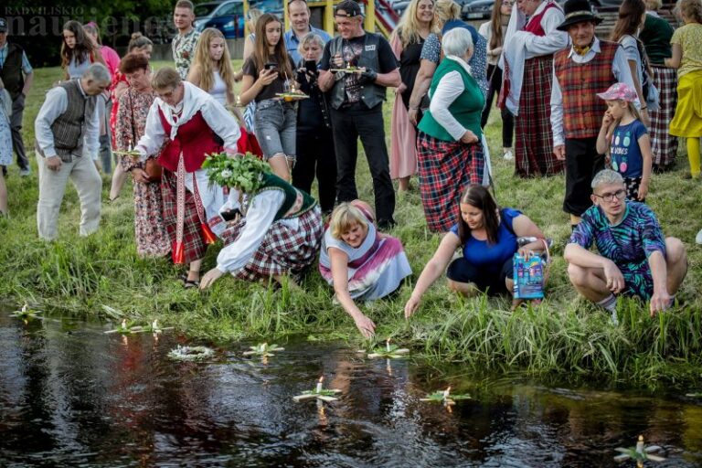 Per Joninės Šeduvoje puoselėjamos tautinio meno tradicijos