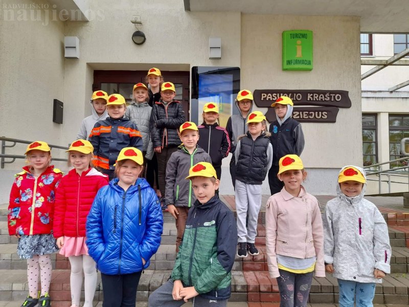 Kleboniškių kaimo muziejuje mokinukai mynė