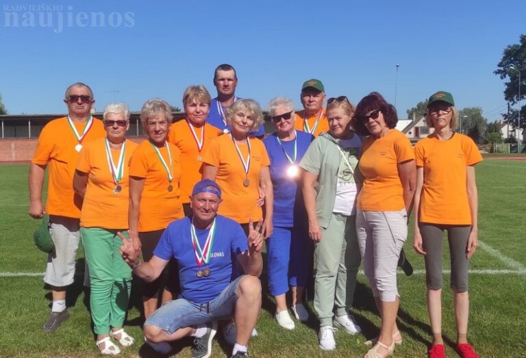 Radviliškio neįgalieji iš Latvijos parvežė net 14 medalių