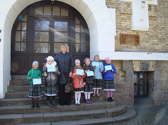 Prasminga išvyka į Pakiršinio dvarą ir pradinę mokyklą