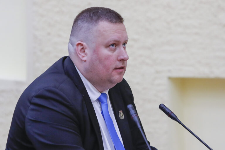 Melagienų skleidėjui etikos sargai primynė uodegą