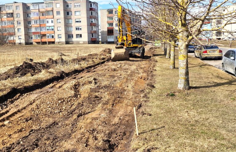 Radviliškyje verda darbai – tiesiami ir atnaujinami dviračių takai