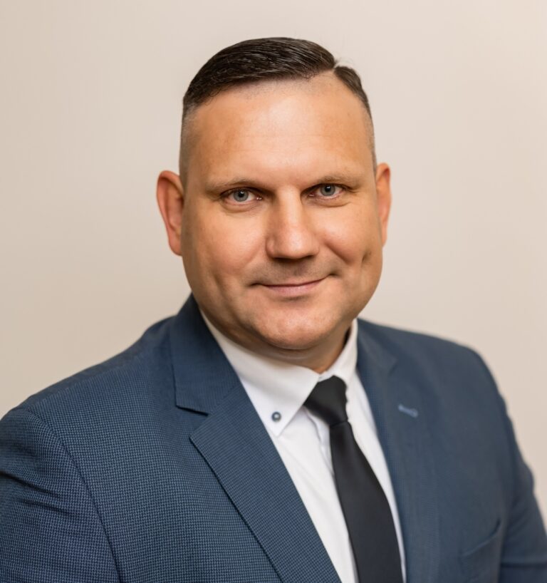 Mieli mokiniai, mokytojai, tėveliai, visa švietimo bendruomene!